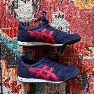 Onitsuka Tiger Traxy Trainers Size: 7